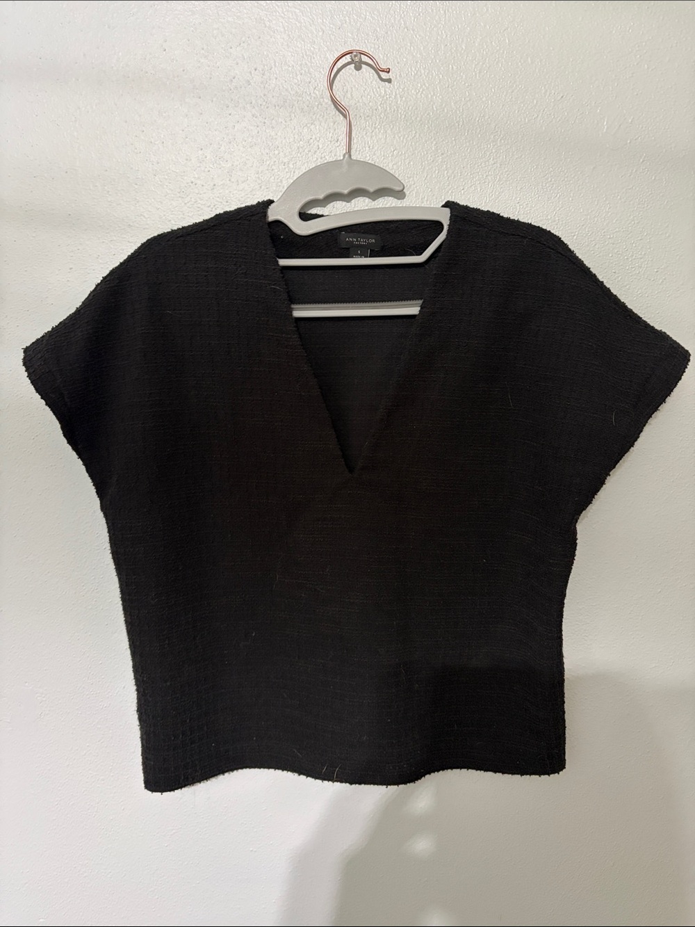 Ann Taylor Factory Black Knit V-Neck Top